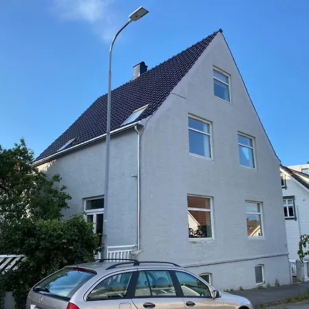 Central, Spacious And Characterful * Stavanger